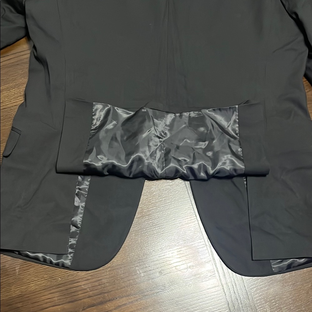 Classic Black Men's Blazer - Picture 6 of 6